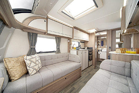 Coachman Acadia Interior Features